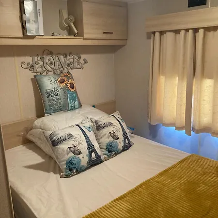 Birch Breeze - 2 Bedroom Mobile At Les Amiaux