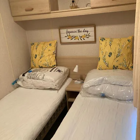 Birch Breeze - 2 Bedroom Mobile At Les Amiaux *