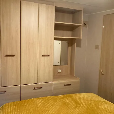 Birch Breeze - 2 Bedroom Mobile At Les Amiaux بيت للعطل سان جان دي مونت