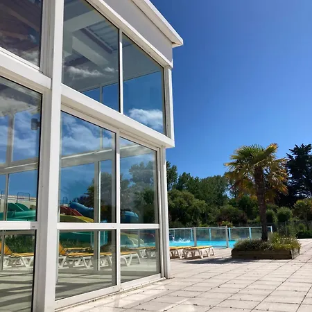 بيت للعطل Birch Breeze - 2 Bedroom Mobile At Les Amiaux سان جان دي مونت